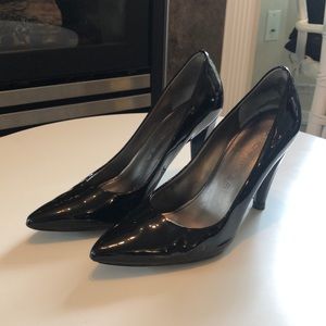 Marc Fisher black heels size 7